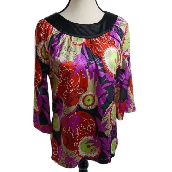 BCBGMaxAzria Blouse Multicolor Abstract Geometric 3/4 Sleeve Satin Size XS - Picture 1 of 8